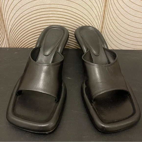 Zara | Black Leather Heeled Mules - Picture 7 of 12